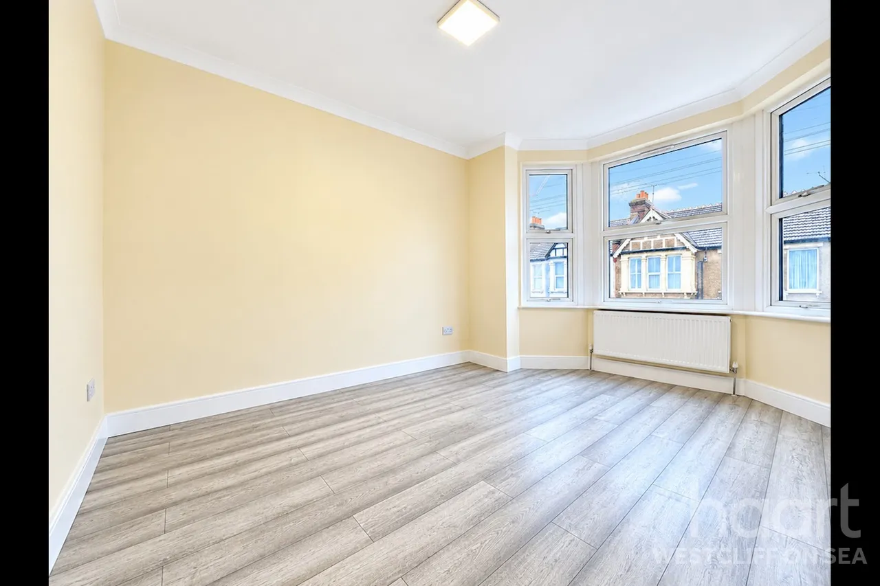 Burdett Avenue, Westcliff-On-Sea, SS0, photo 6