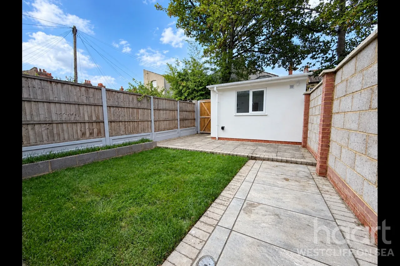 Burdett Avenue, Westcliff-On-Sea, SS0, photo 13