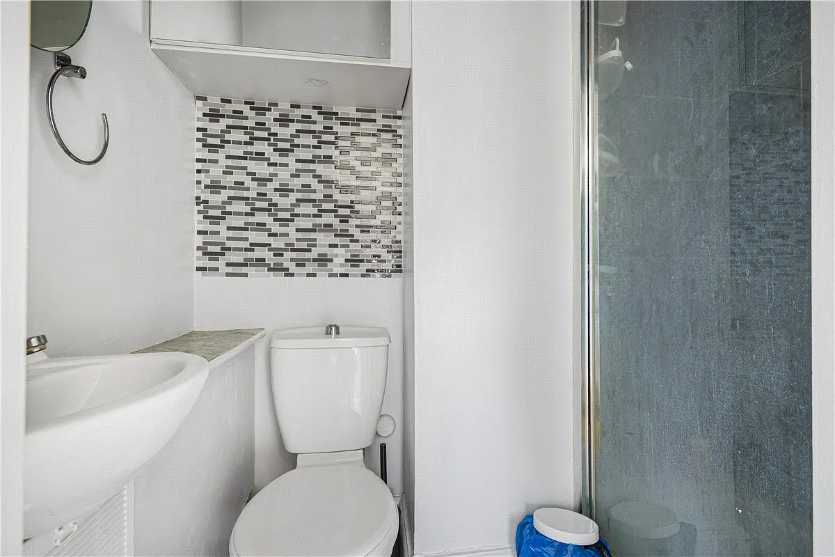 May Avenue, Orpington, BR5, photo 12