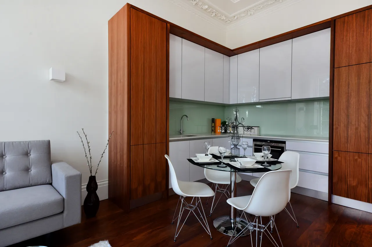 Flat 3, 123 St Georges Square, London, photo 3