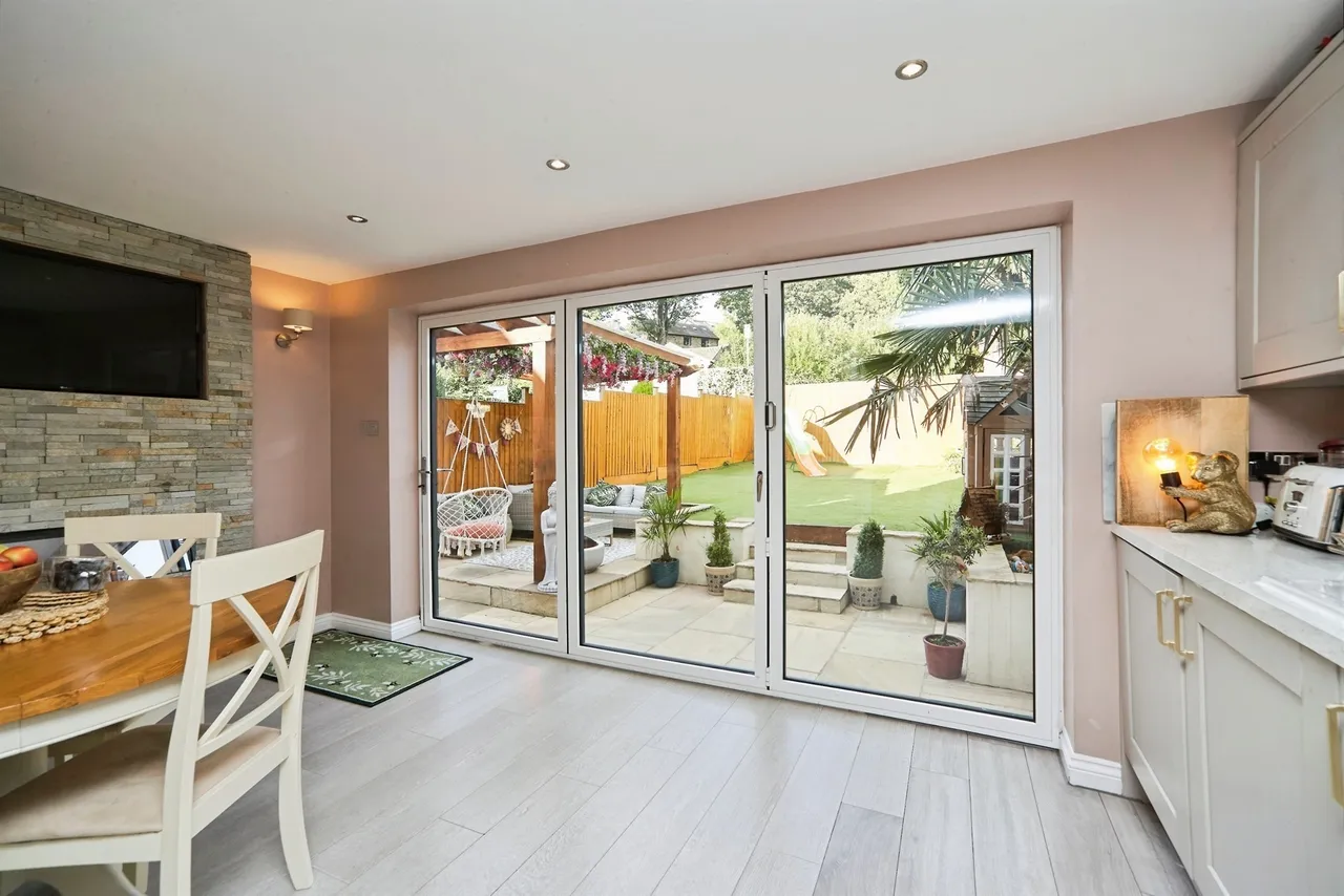 Netherhall Road, Baildon, BD17, photo 9