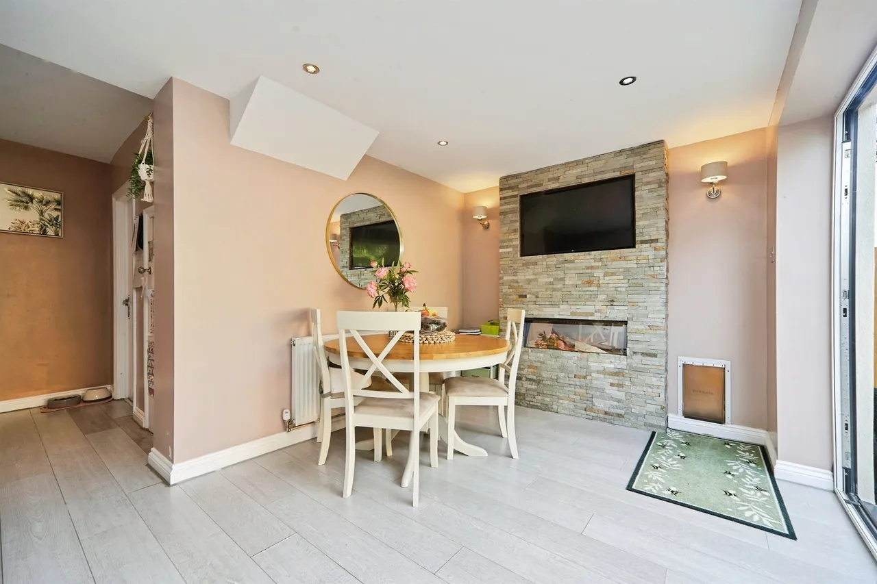 Netherhall Road, Baildon, BD17, photo 8