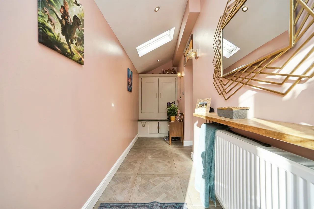 Netherhall Road, Baildon, BD17, photo 4