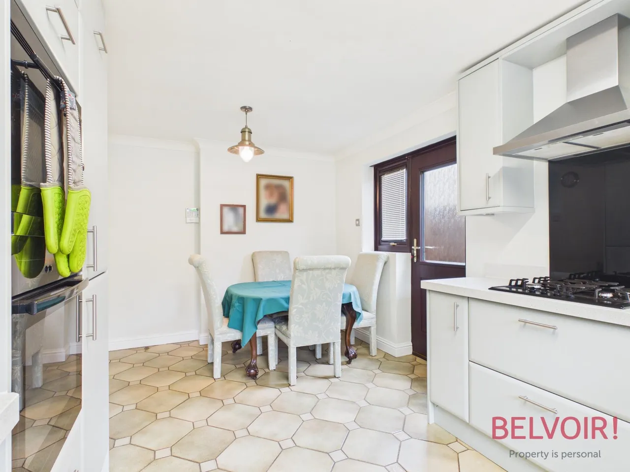 The Hollies, Rainworth, NG21, photo 8