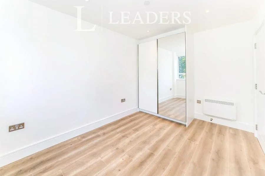 Wood Street, East Grinstead, RH19, photo 7