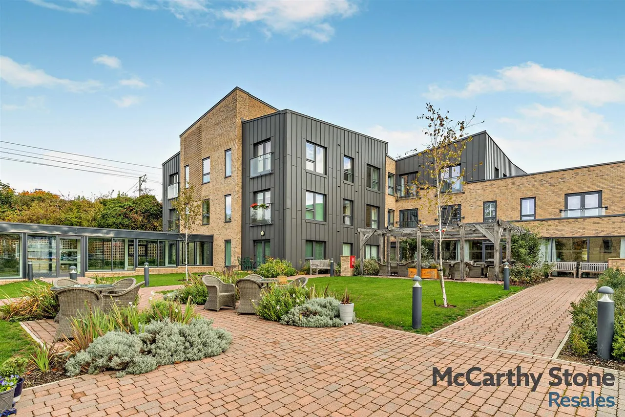 Icknield Way, Baldock, SG7, photo 2