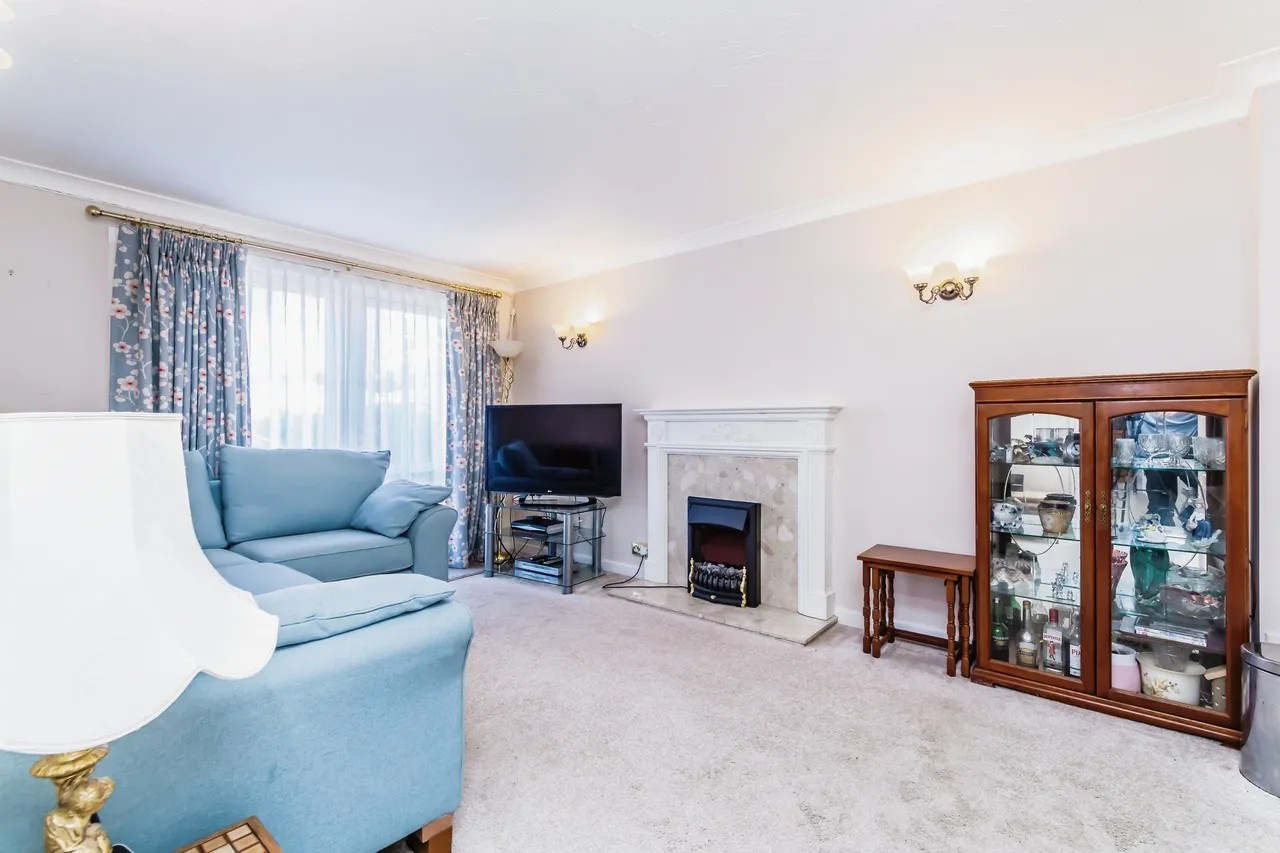 Beechwood Gardens, Caterham, Surrey, CR3, photo 7