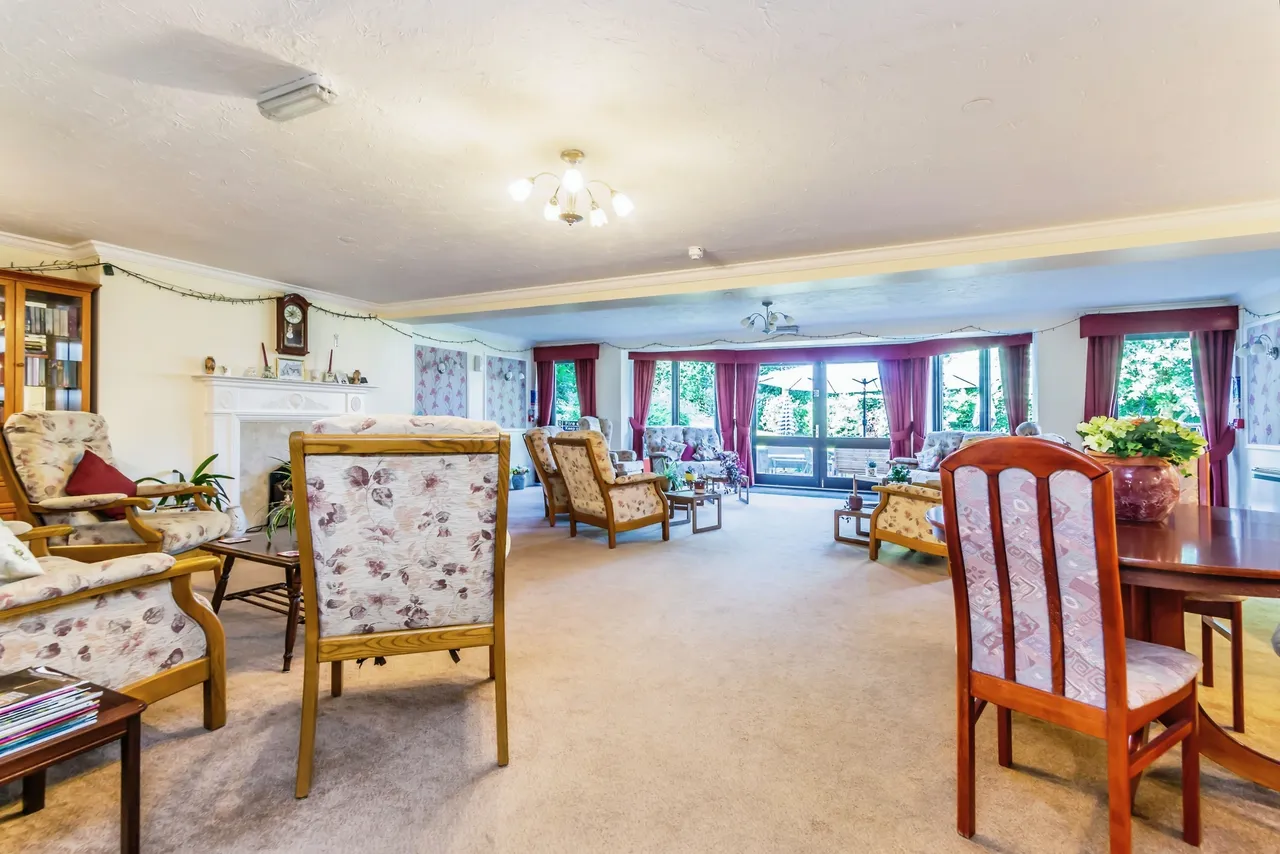Beechwood Gardens, Caterham, Surrey, CR3, photo 14