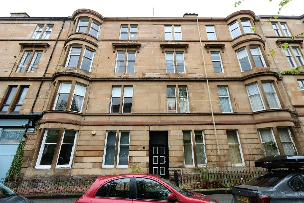 4 bed flat to rent, Woodlands Drive, Woodlands, G4