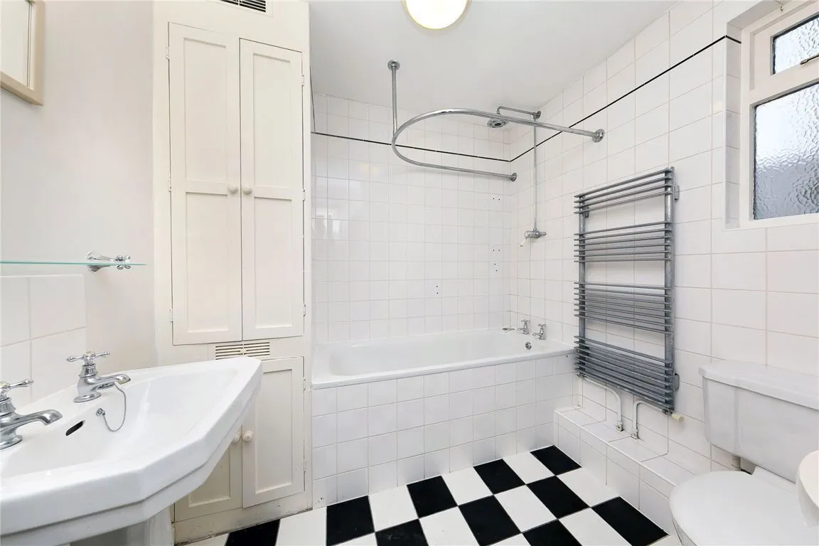 Stanley Road, Teddington, TW11, photo 6