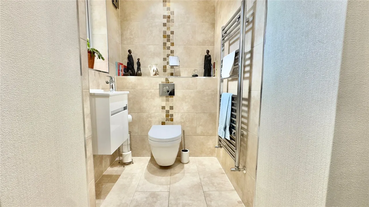 Queens Avenue, Meols, CH47, photo 12