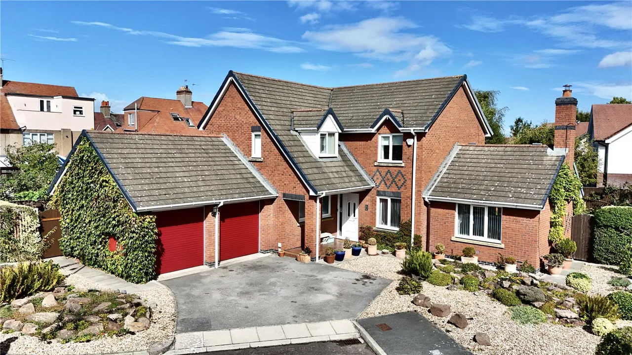 4 bed house for sale, Queens Avenue, Meols, CH47