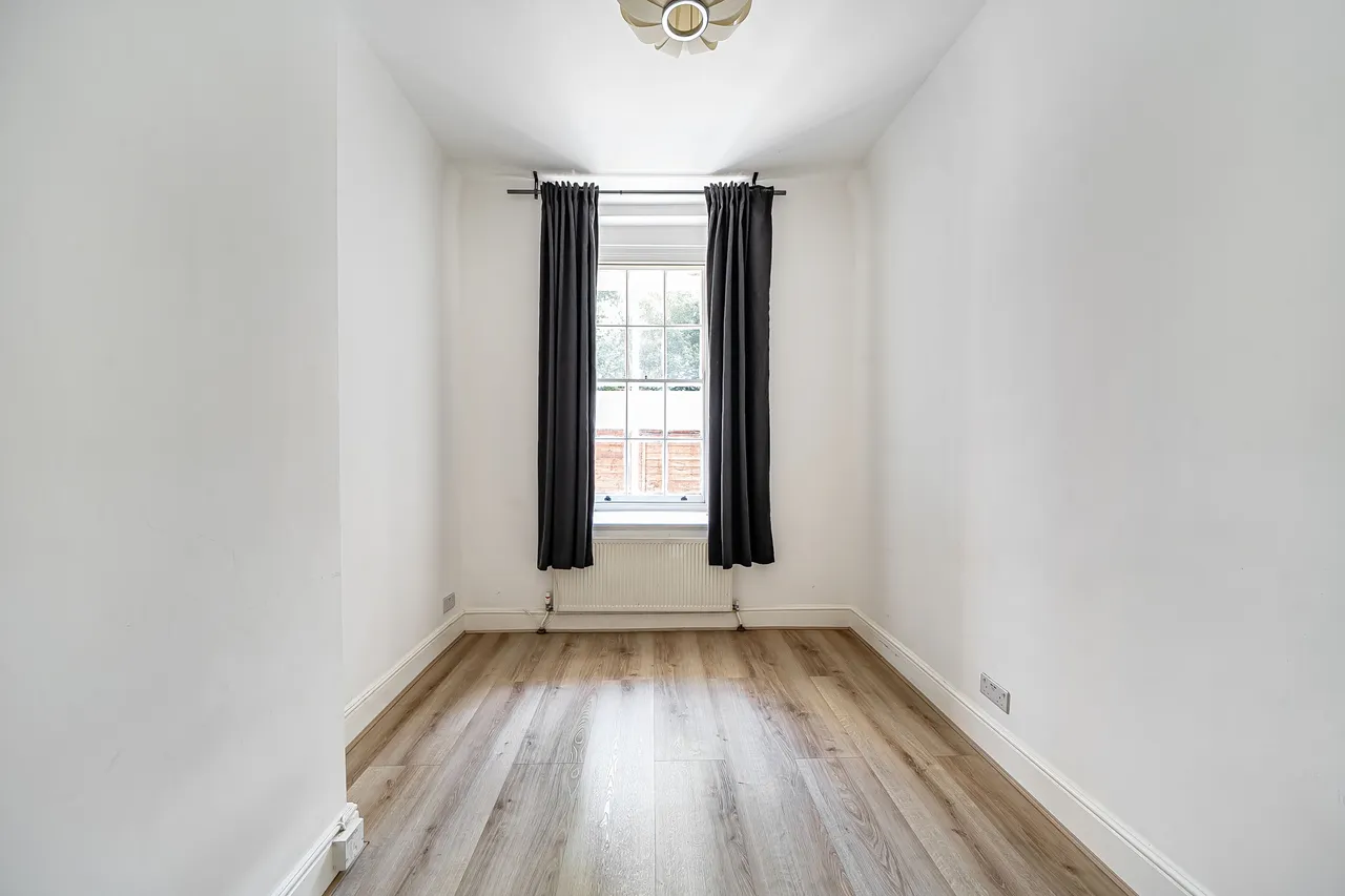 59a Rodney Court, 6-8 Maida Vale, London, photo 5