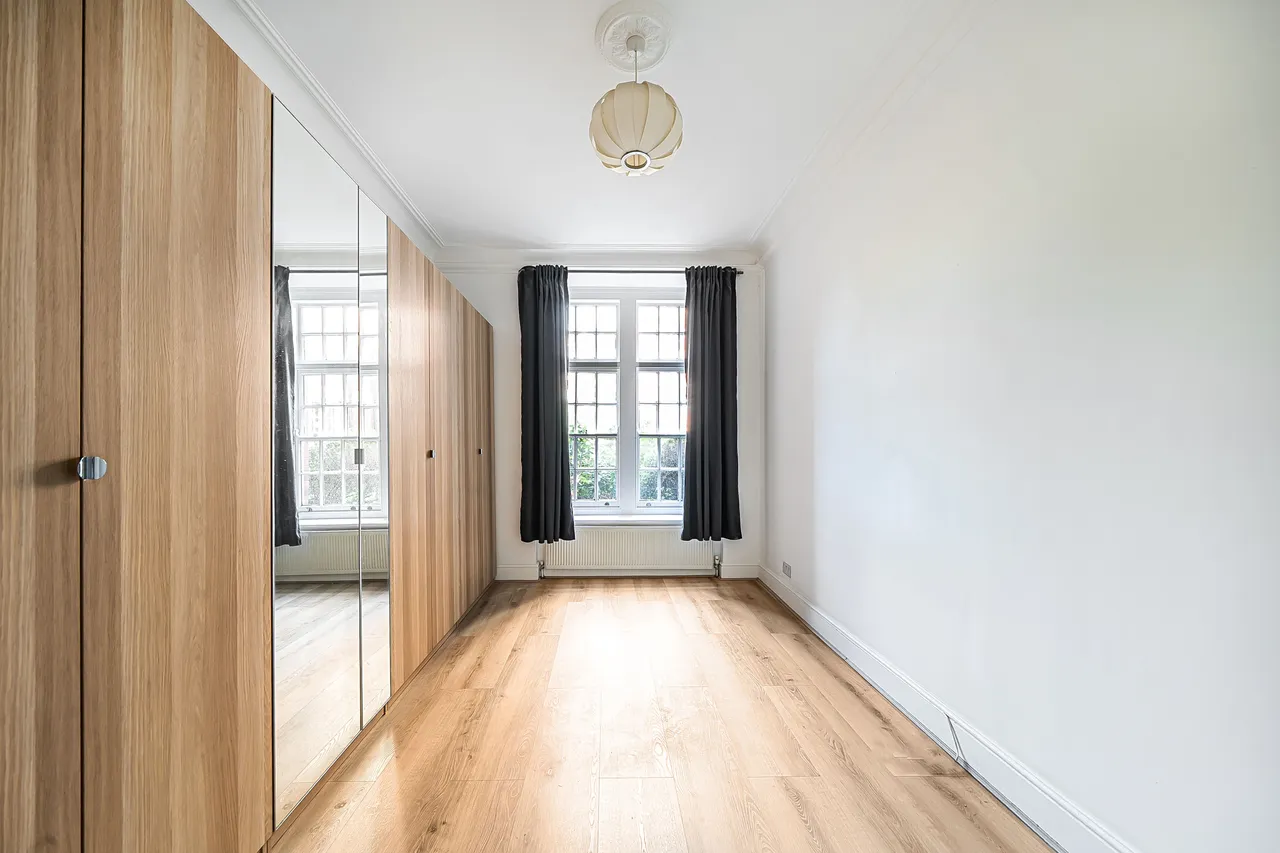 59a Rodney Court, 6-8 Maida Vale, London, photo 7