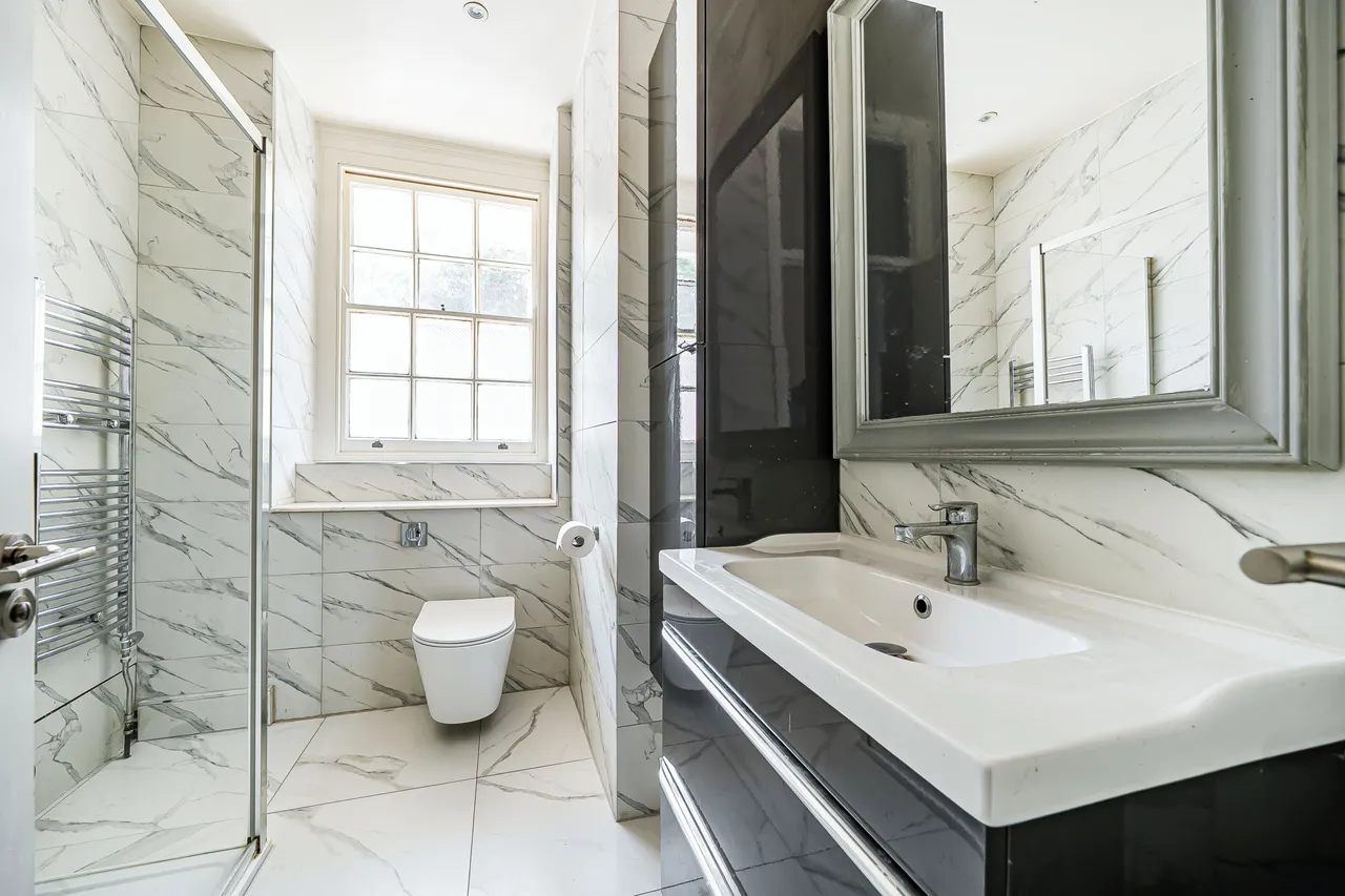 59a Rodney Court, 6-8 Maida Vale, London, photo 6