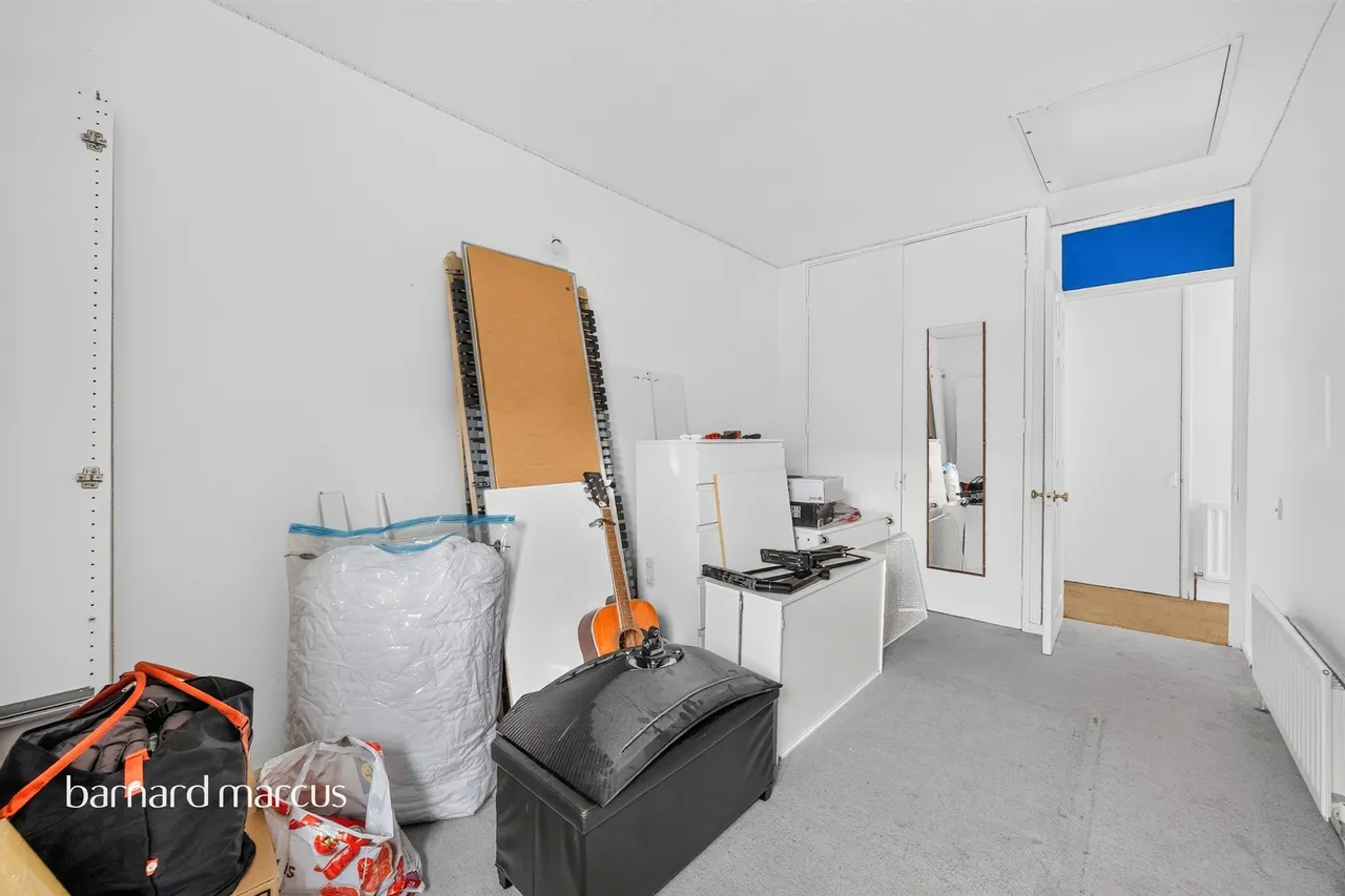 Brabazon Avenue, Wallington, SM6, photo 7