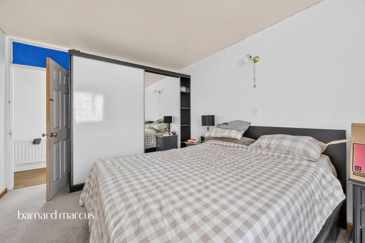 Brabazon Avenue, Wallington, SM6, photo 6