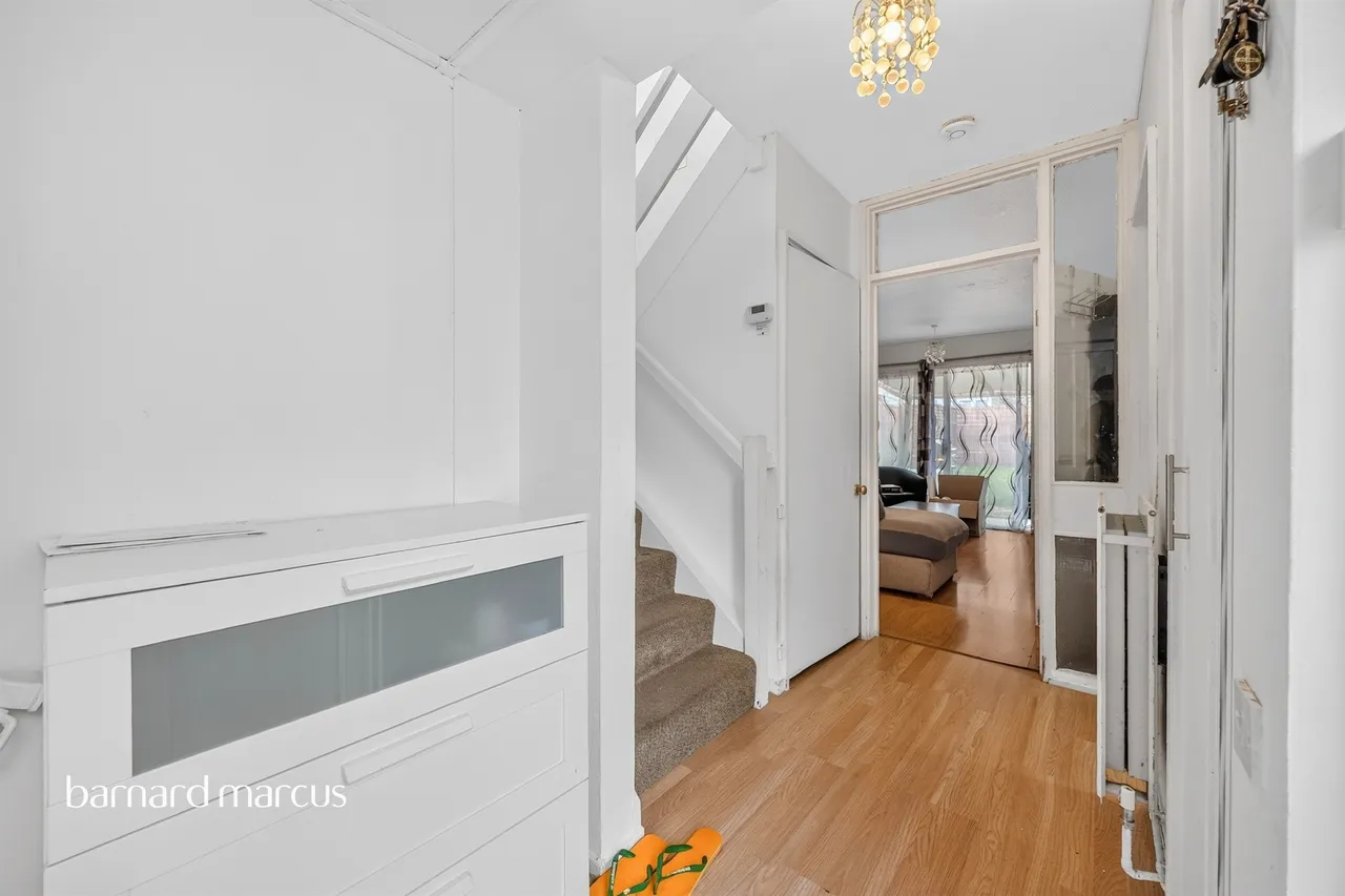 Brabazon Avenue, Wallington, SM6, photo 4