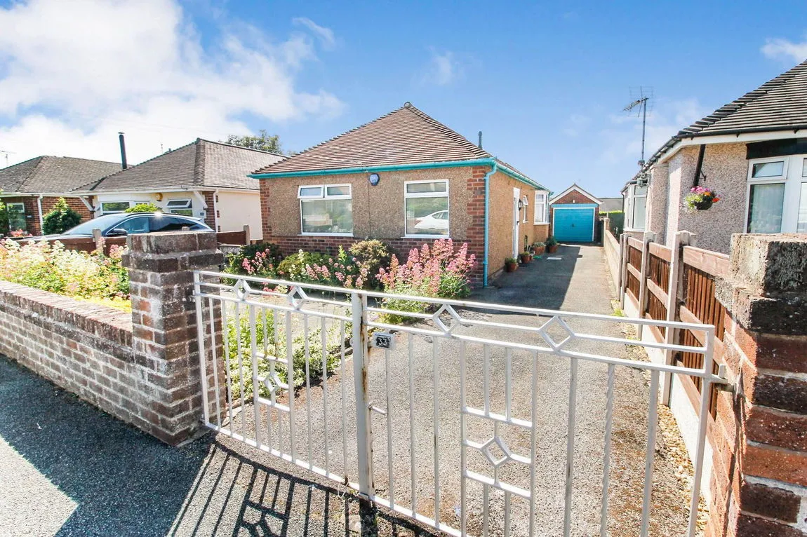 Gillian Drive, Rhyl, Denbighshire, LL18 4TB, photo 17