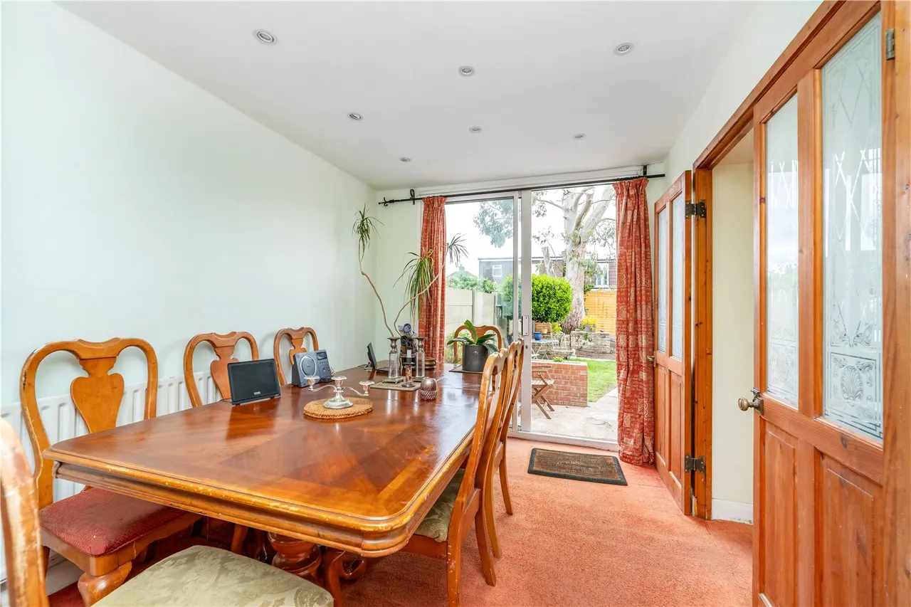 Glasbrook Avenue, Whitton, TW2 6AH, photo 5