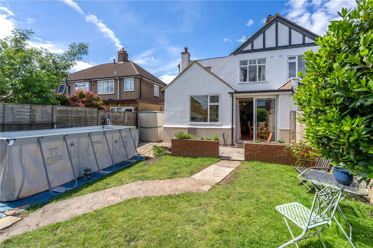 Glasbrook Avenue, Whitton, TW2 6AH, photo 10