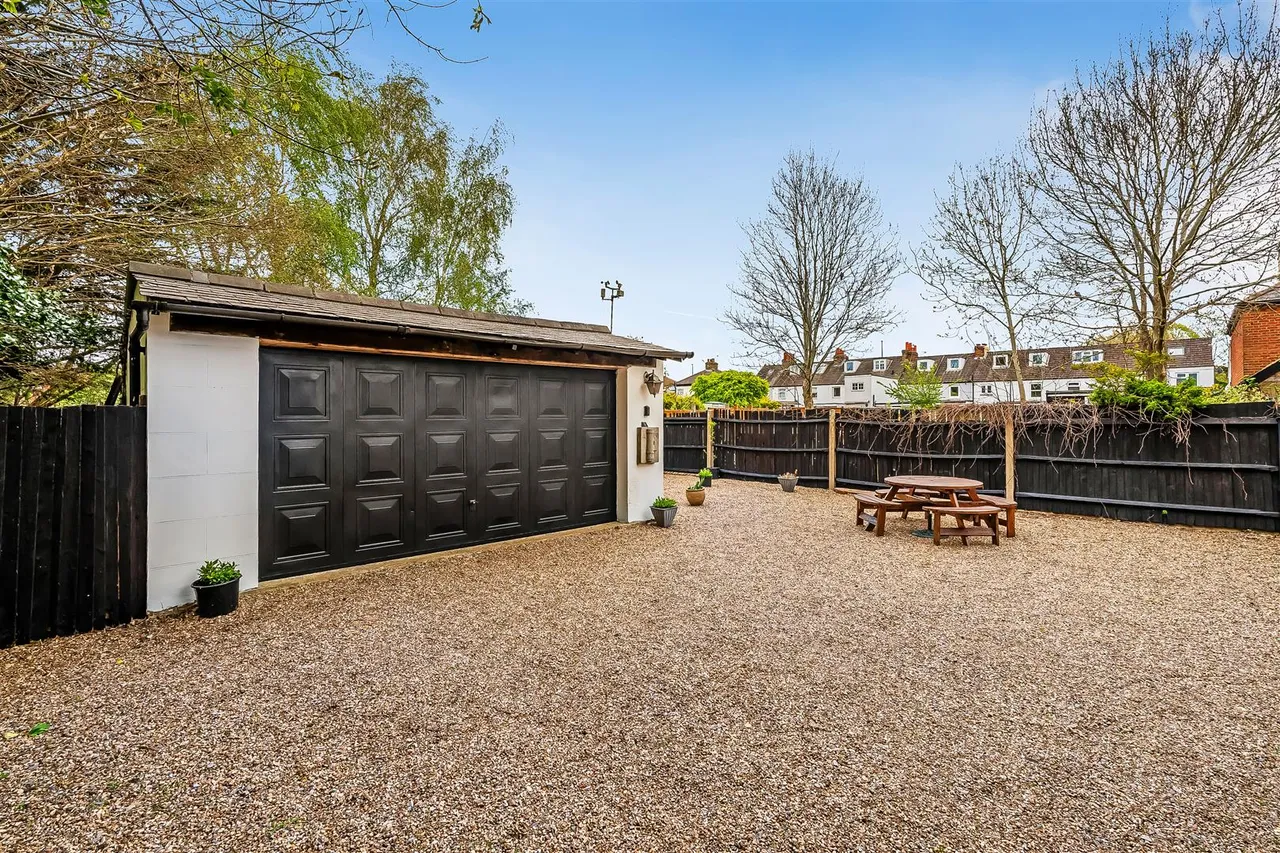 Kingston Road, Leatherhead, KT22, photo 11