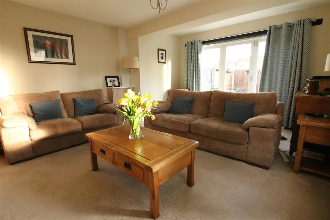 Kingston Road, Leatherhead, KT22, photo 9