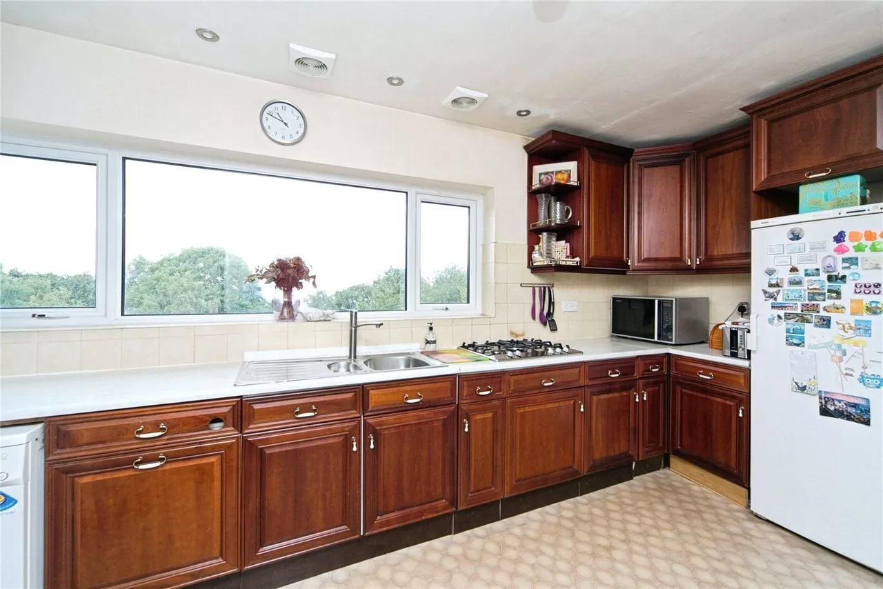 Pen Y Bryn Road, Colwyn Bay, LL29, photo 16