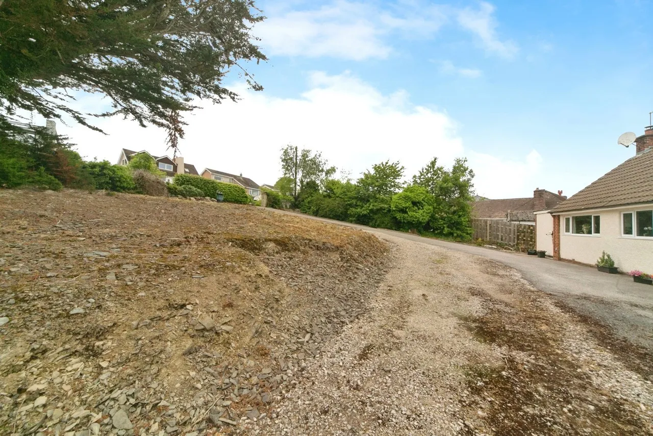 Pen Y Bryn Road, Colwyn Bay, LL29, photo 12