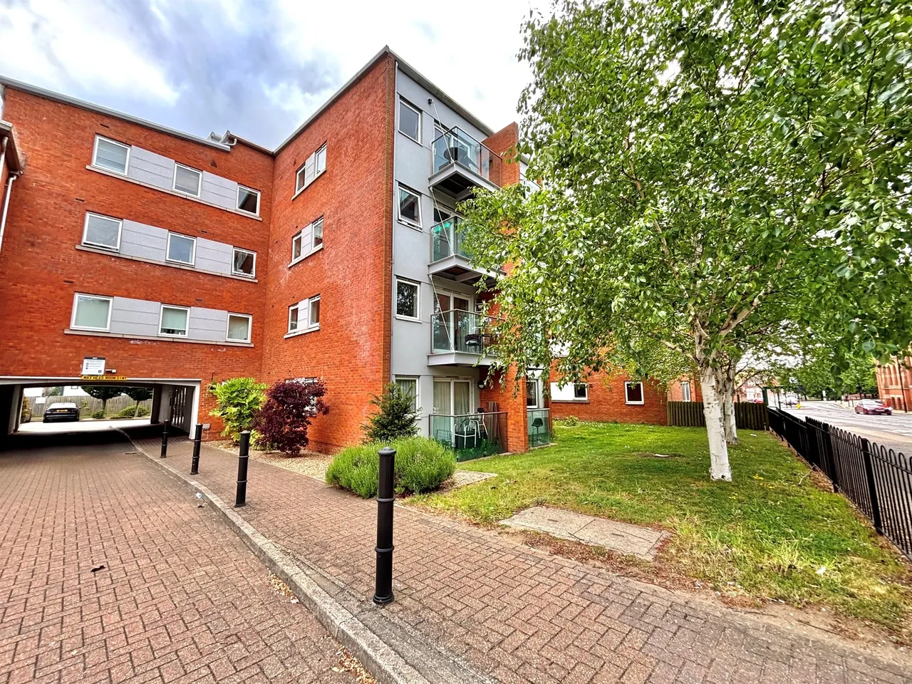 1 bed flat for sale — Fore Hamlet, Ipswich