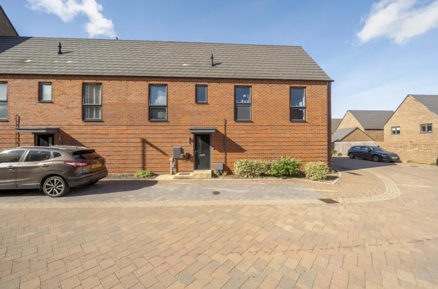 Holly Lane, Houghton Regis, LU5, photo 13