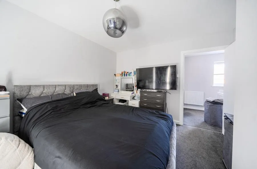 Holly Lane, Houghton Regis, LU5, photo 10