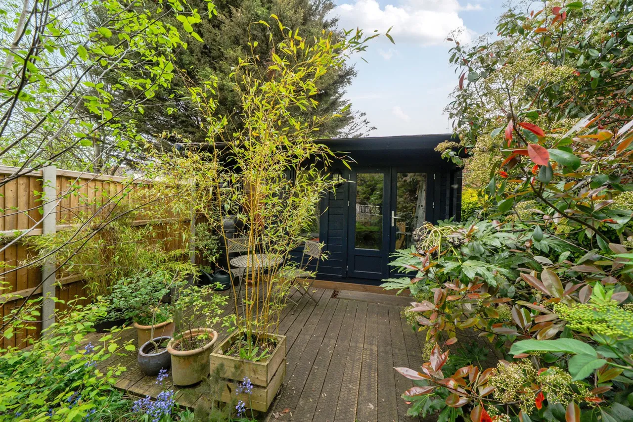 Bowness Road, SE6, photo 11