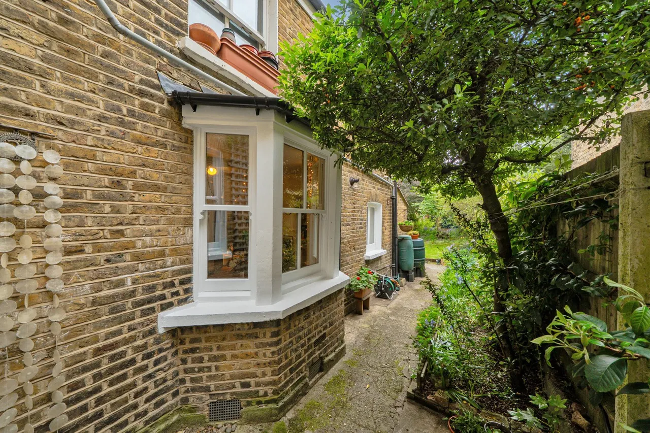 Bowness Road, SE6, photo 15