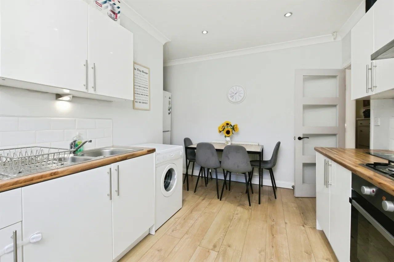 Penistone Road, Waterloo, HD5, photo 5