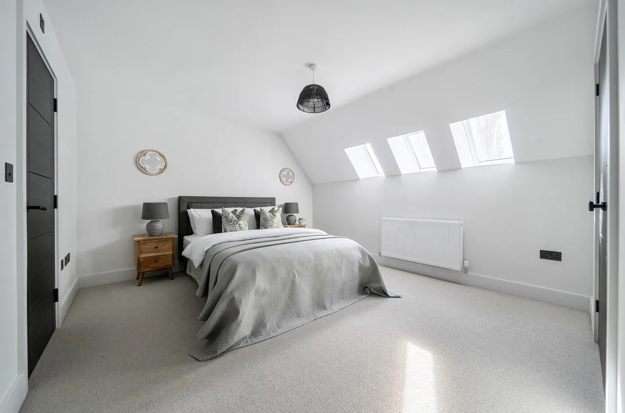 Knowle Lane, Horton Heath, SO50, photo 11