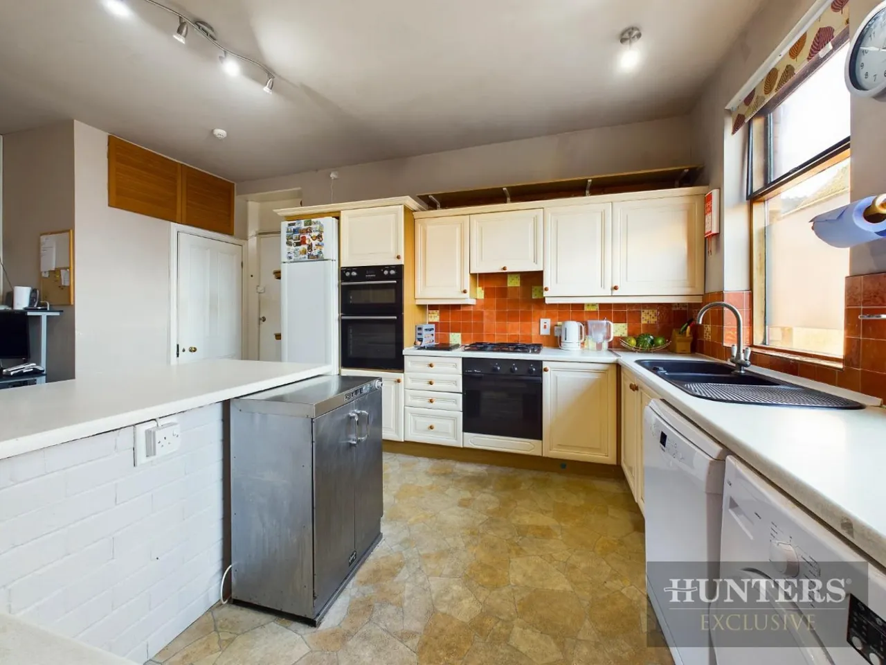 West Street, Scarborough, YO11, photo 5