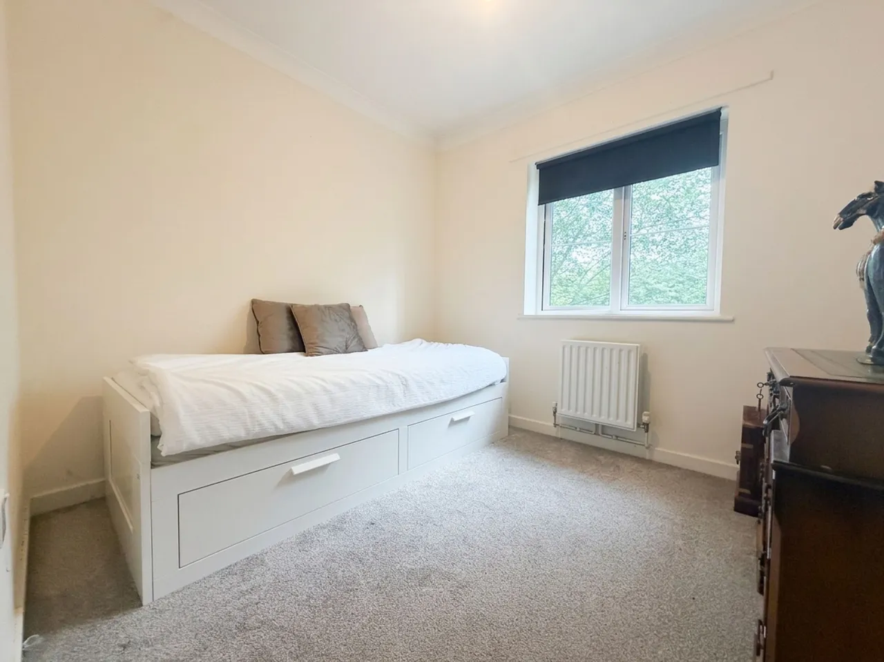Roberts Way, Cranleigh, GU6, photo 7