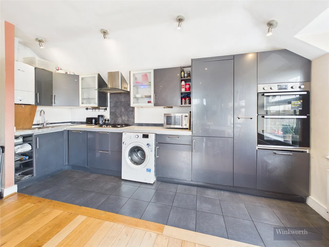 Portsmouth Road, Long Ditton, Surbiton, Surrey, KT6, photo 10