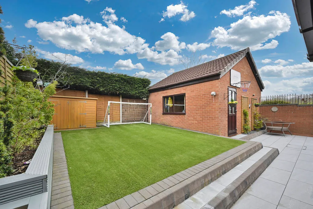 Clover Ridge, Cheslyn Hay, WS6, photo 18