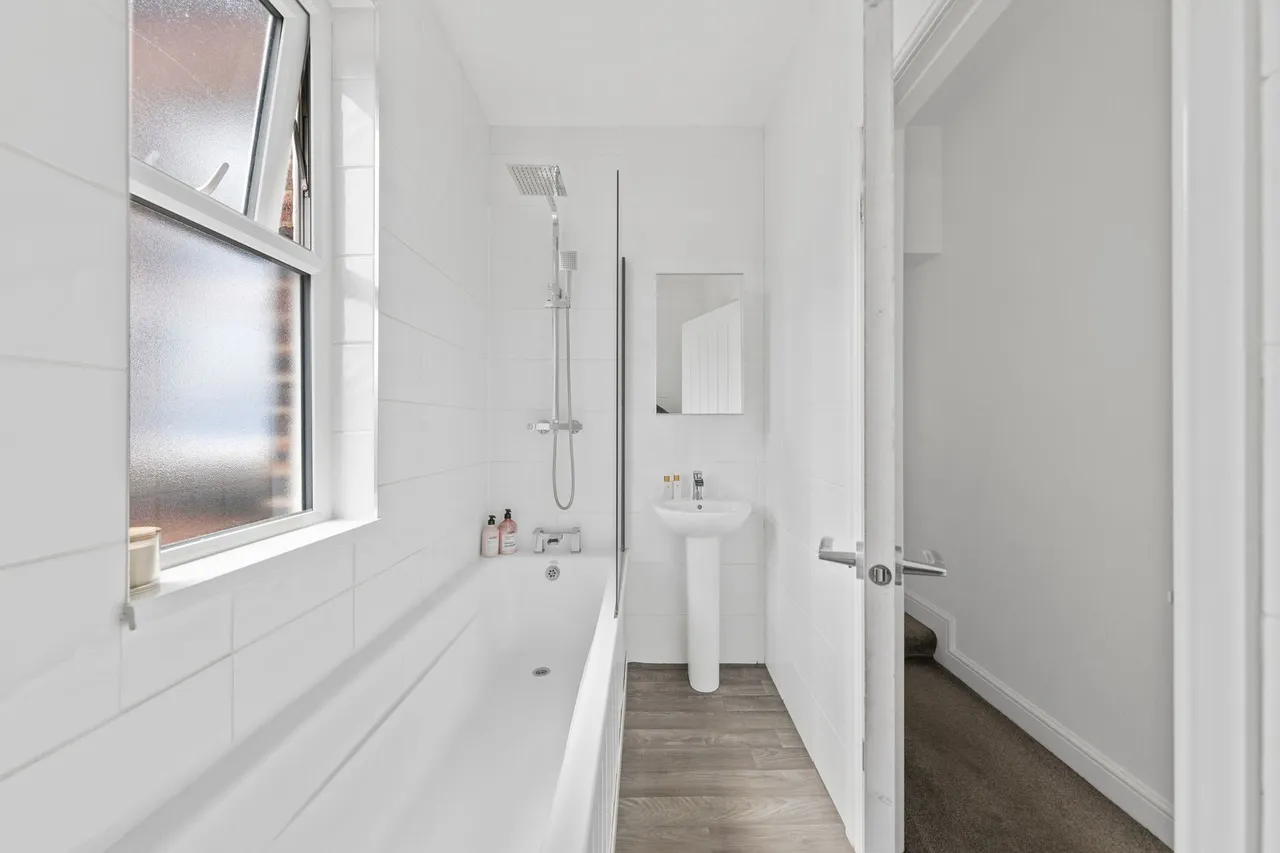 Crow Lane East, Newton-Le-Willows, WA12 9UX, photo 17