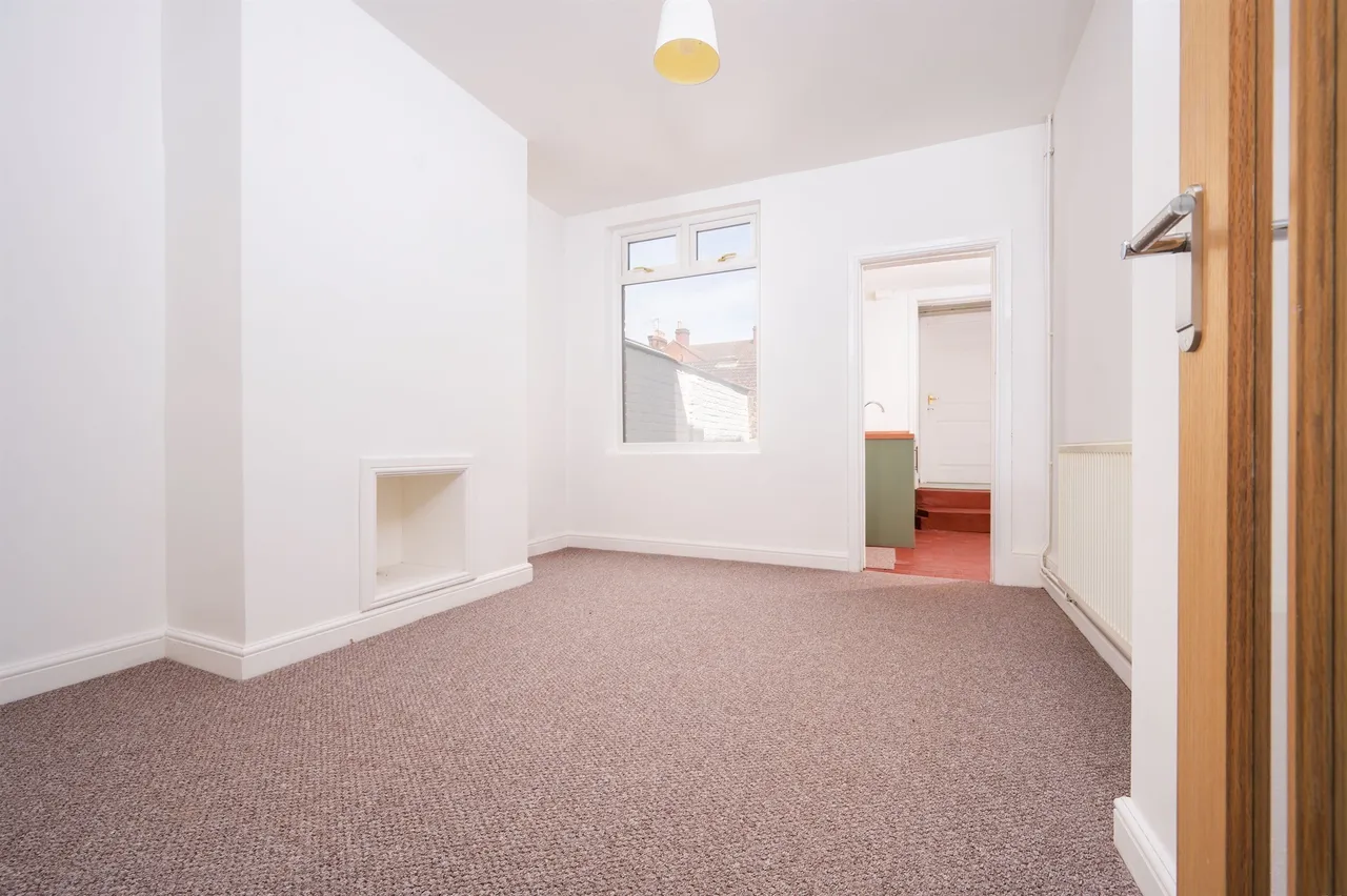 Fuller Street, Kettering, NN16, photo 3