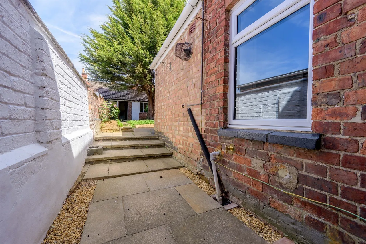 Fuller Street, Kettering, NN16, photo 11