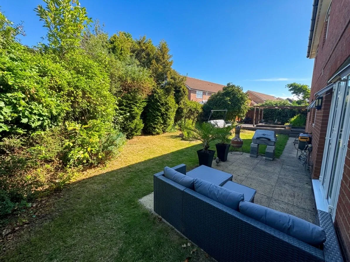 Bryony Drive, Kingsnorth, TN23, photo 18