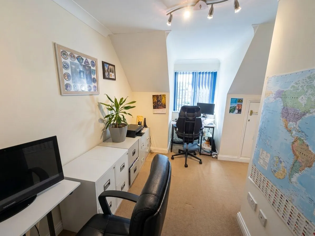 Bryony Drive, Kingsnorth, TN23, photo 22