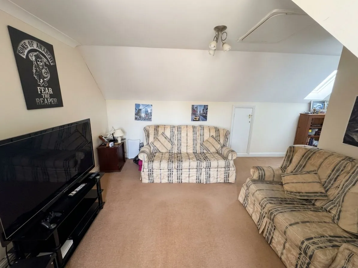 Bryony Drive, Kingsnorth, TN23, photo 21