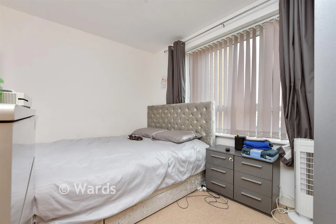 Manston Road, Ramsgate, CT12, photo 6
