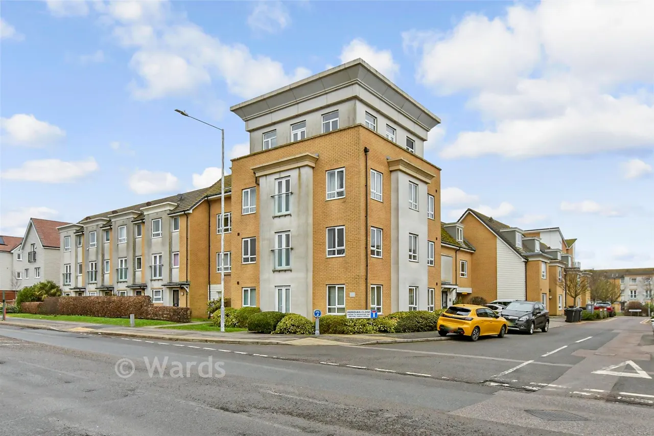 1 bed flat for sale, Manston Road, Ramsgate, CT12