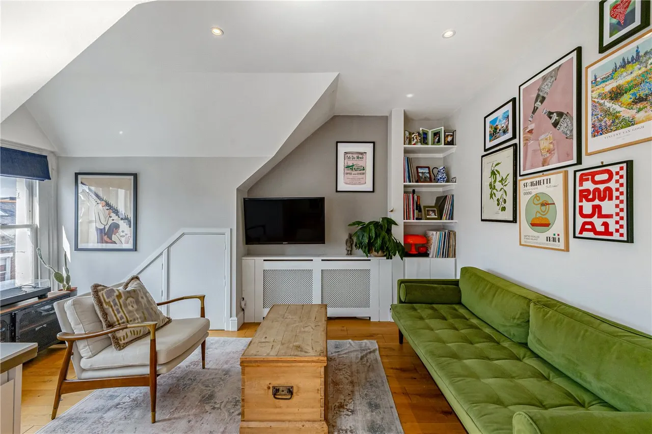 Marney Road, London, SW11, photo 5