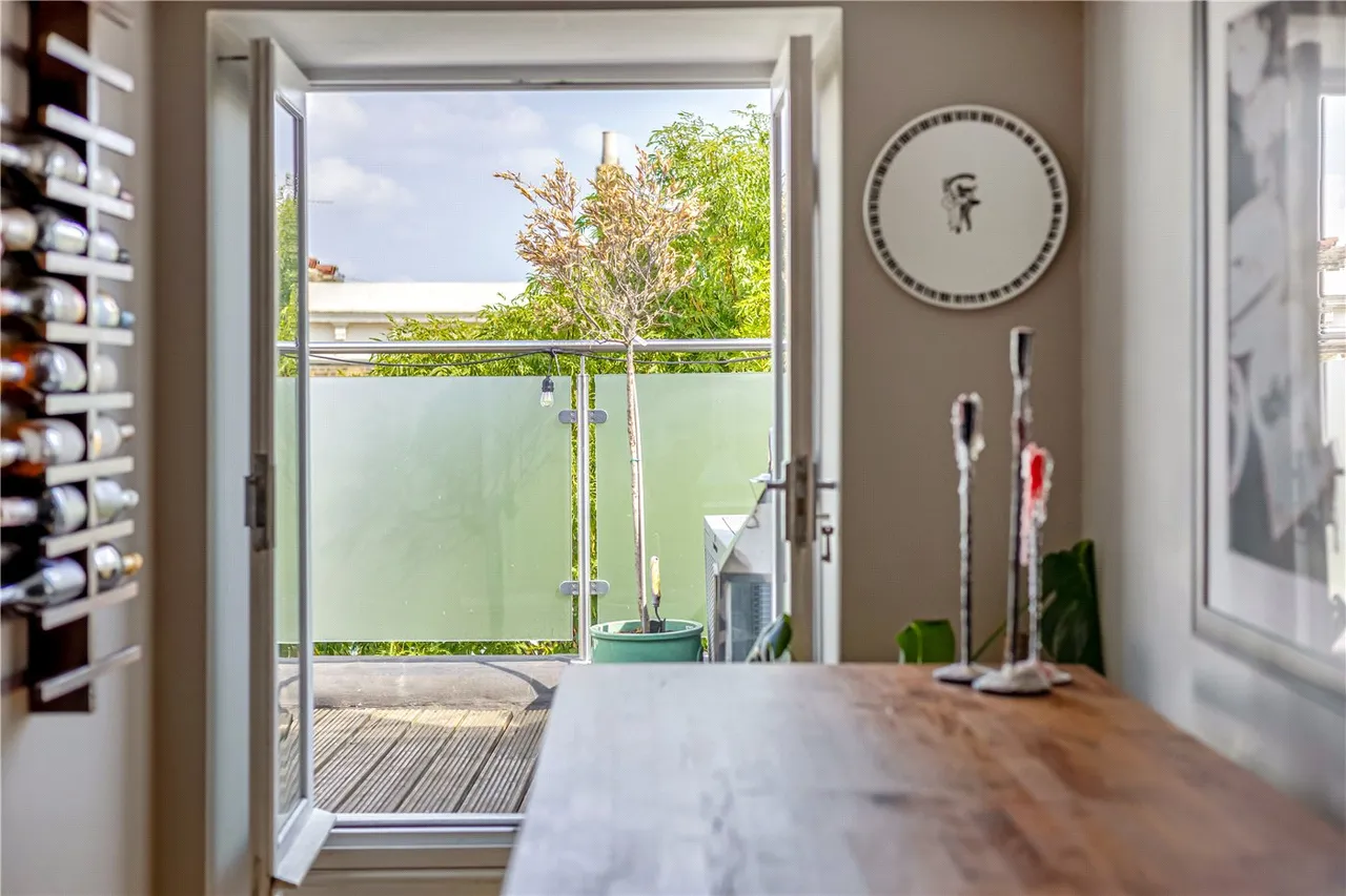 Marney Road, London, SW11, photo 8